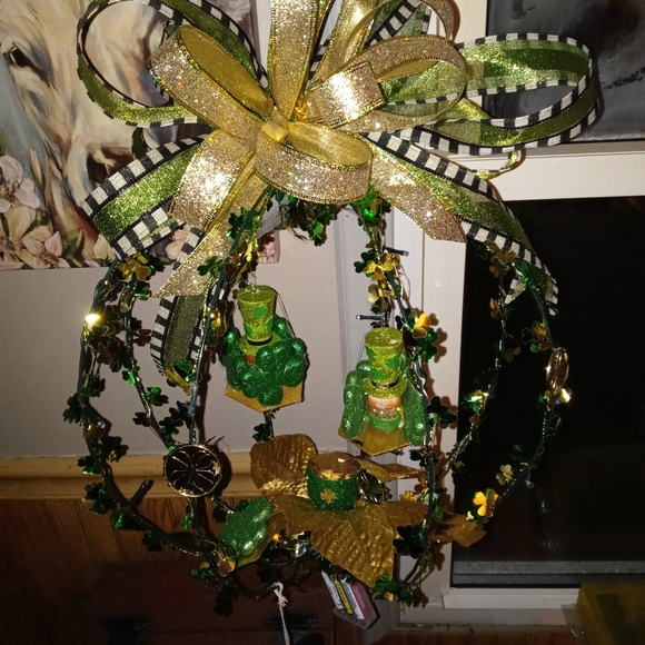 Irish wreath - Picture 1 of 9